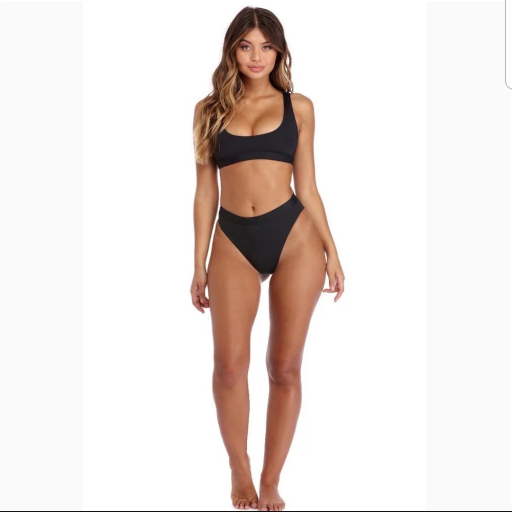 High waisted bikini